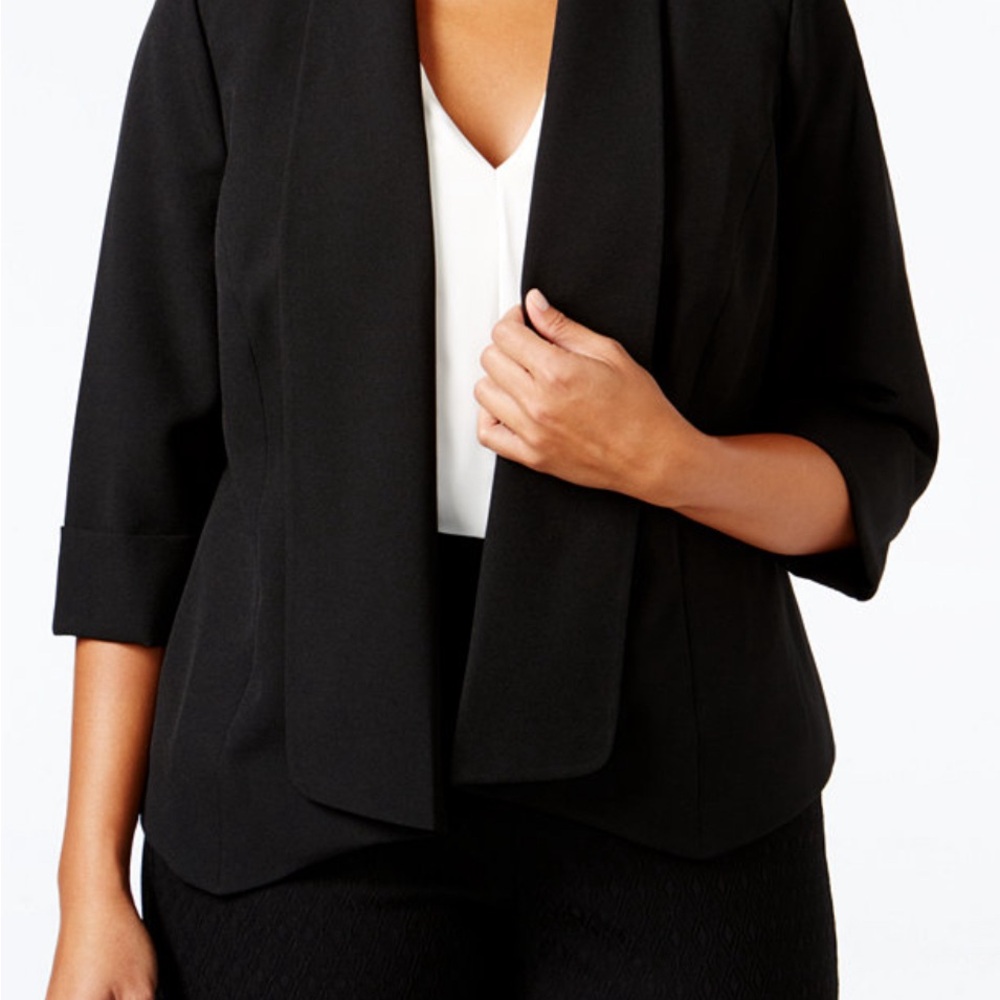 Kasper women’s 22W soft open front blazer black